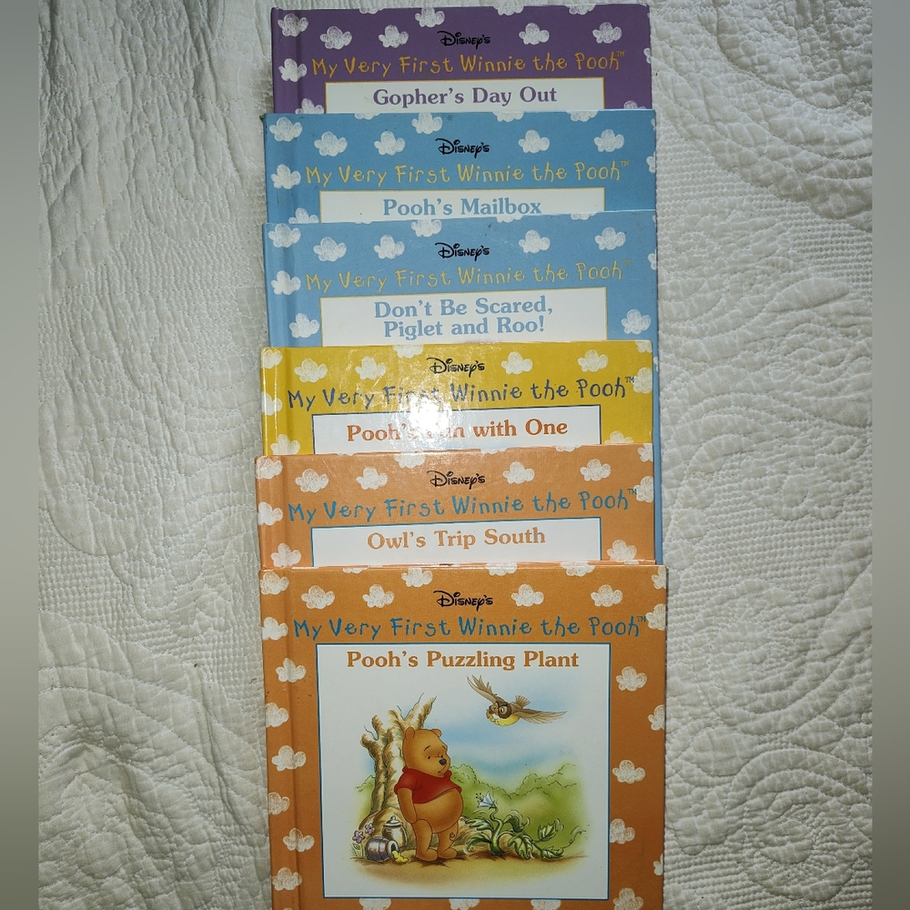 Disney Winnie the Pooh Storybook Collection - Purple, Blue, Yellow, Orange